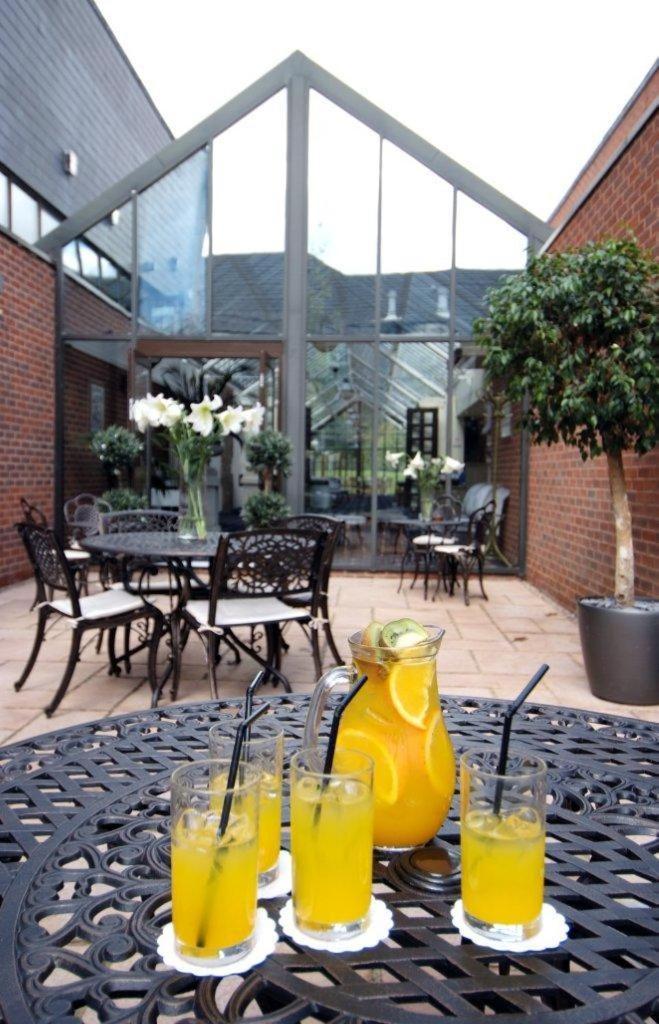 Hermitage Park Hotel Coalville Extérieur photo